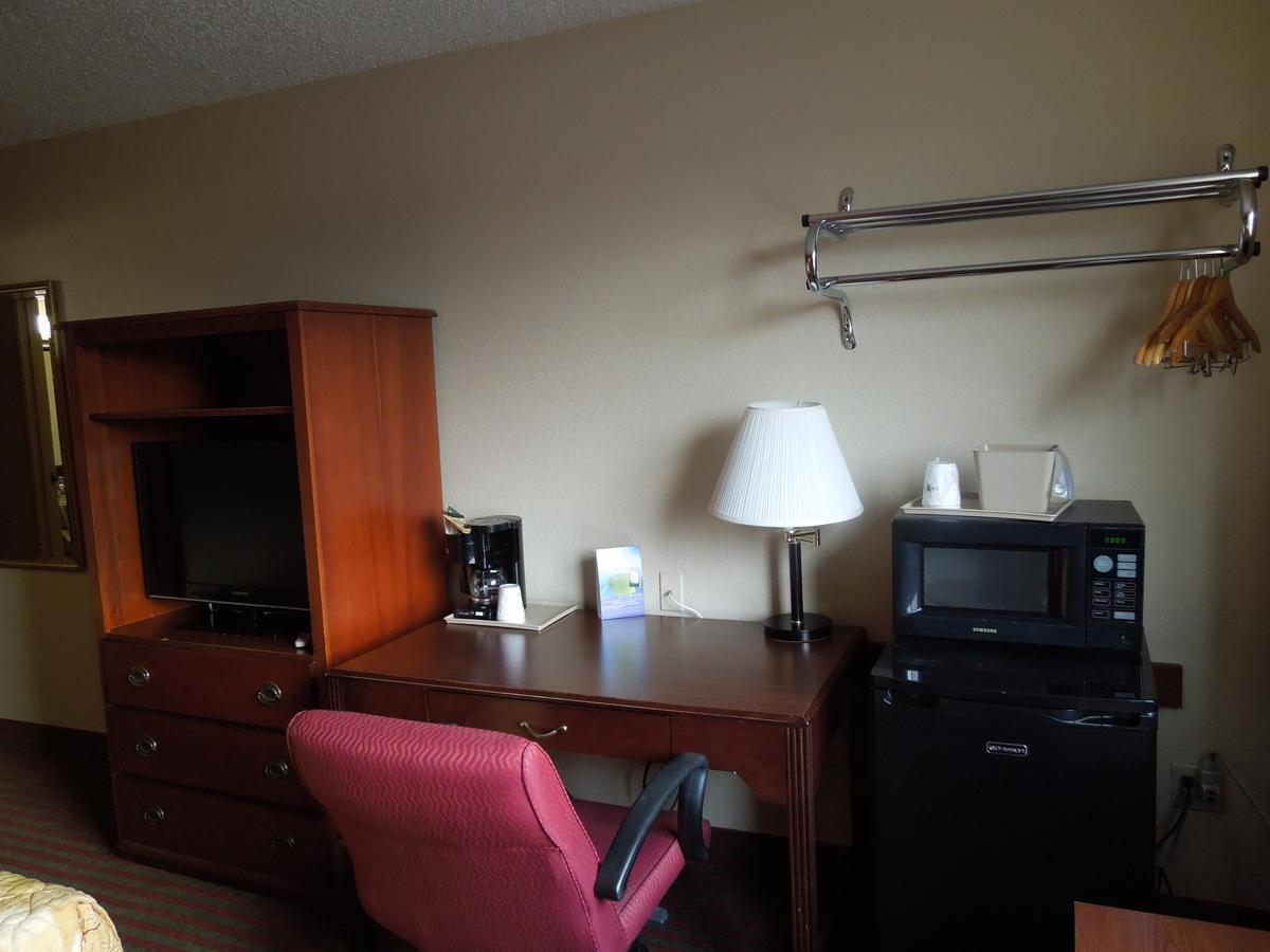 Super 8 By Wyndham Harrisonburg - thumb 8