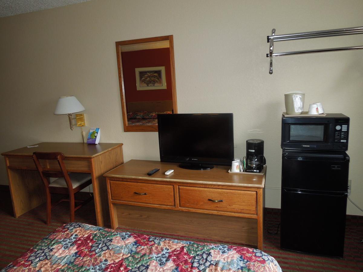 Super 8 By Wyndham Harrisonburg - thumb 20