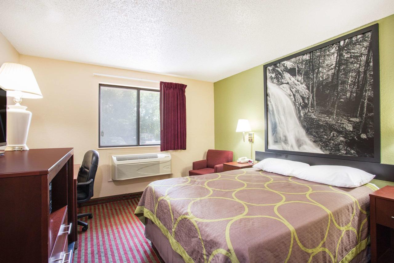 Super 8 By Wyndham Harrisonburg - thumb 38
