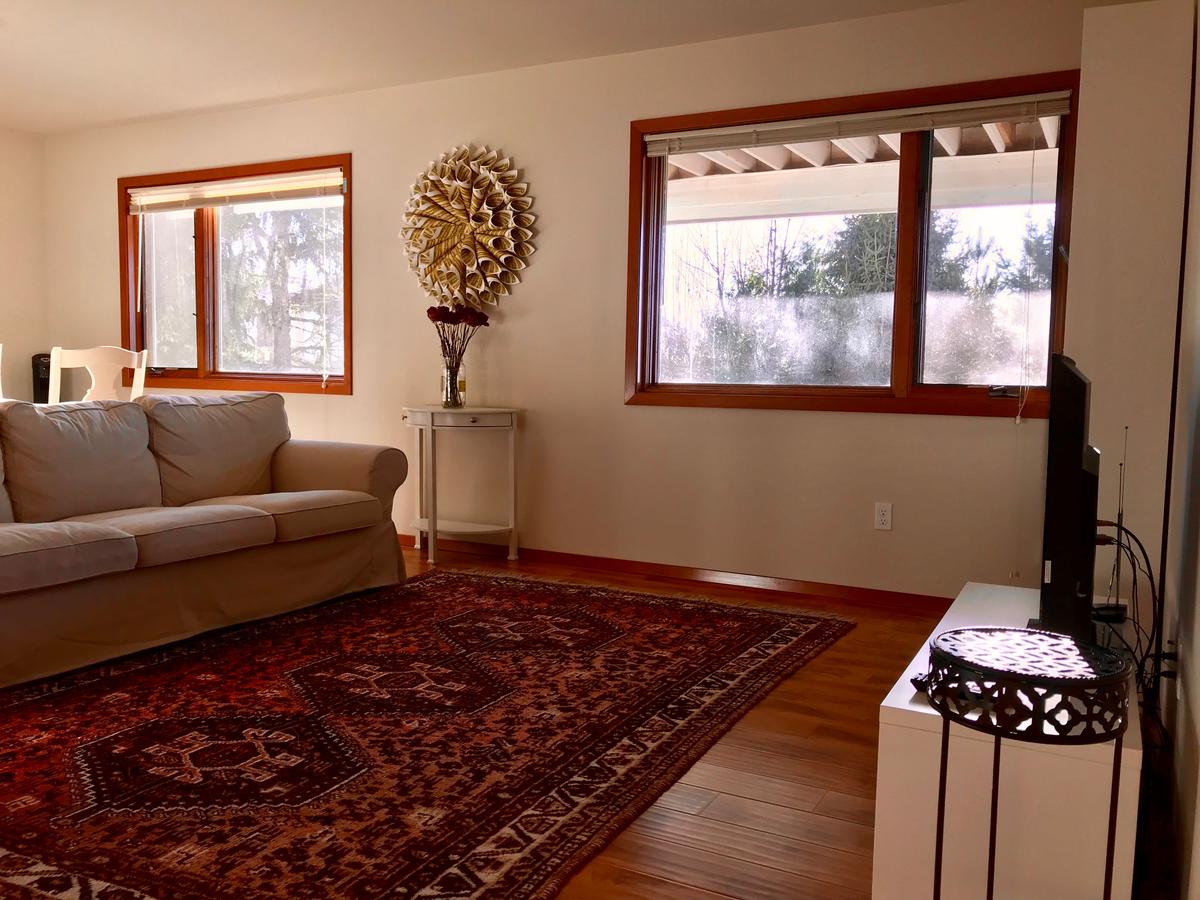 Bellevue Retreat - Bellevue, Washington - thumb 10