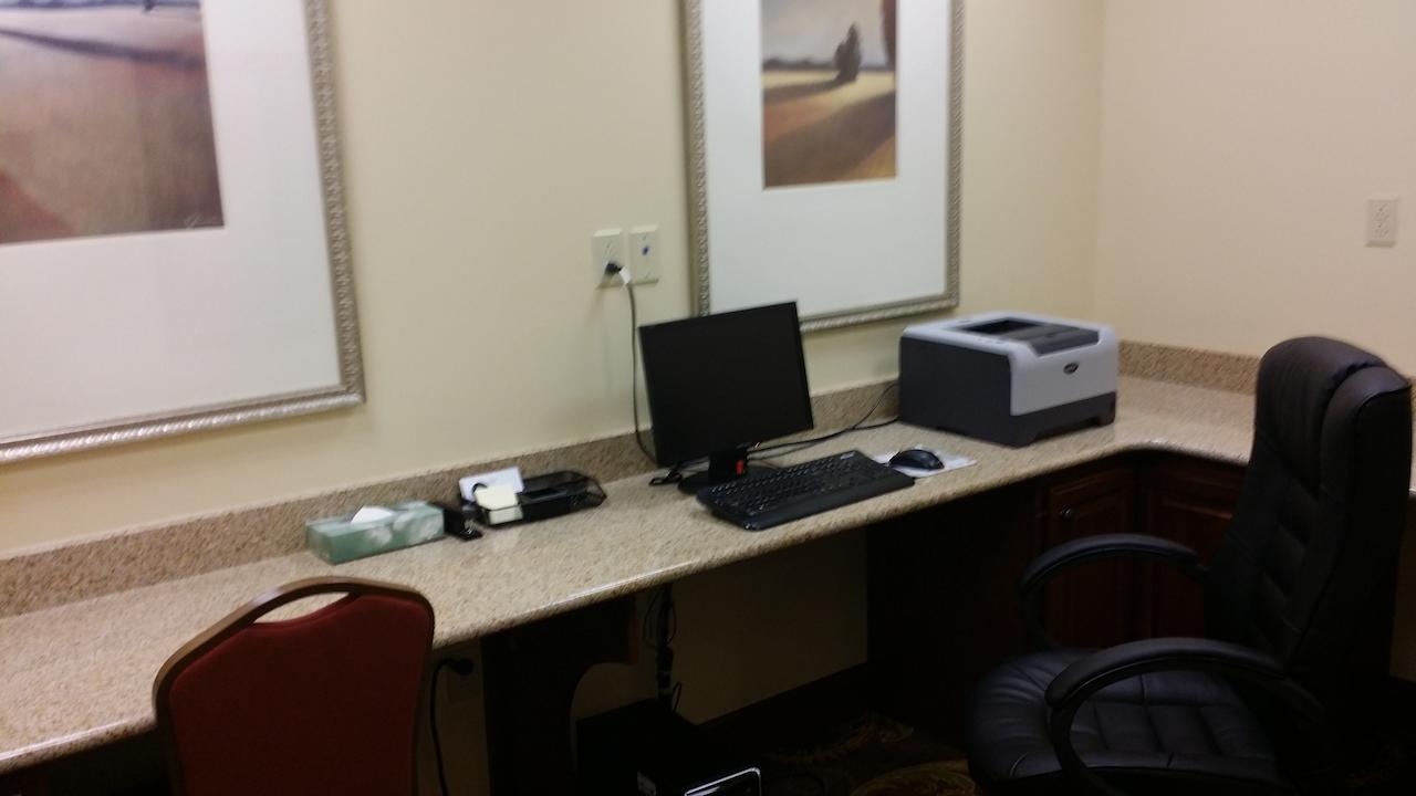Country Inn & Suites By Radisson, Princeton, WV - thumb 27