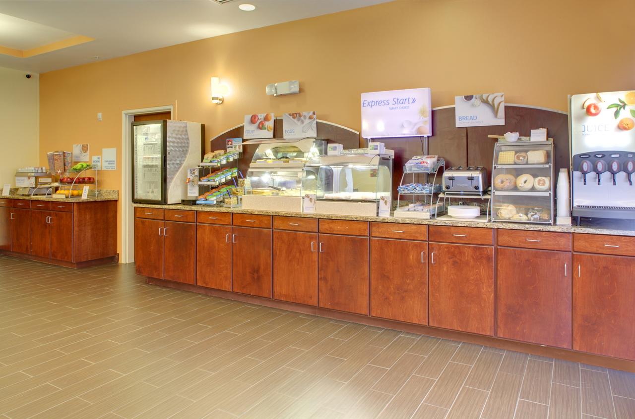 Holiday Inn Express & Suites Cross Lanes - thumb 31