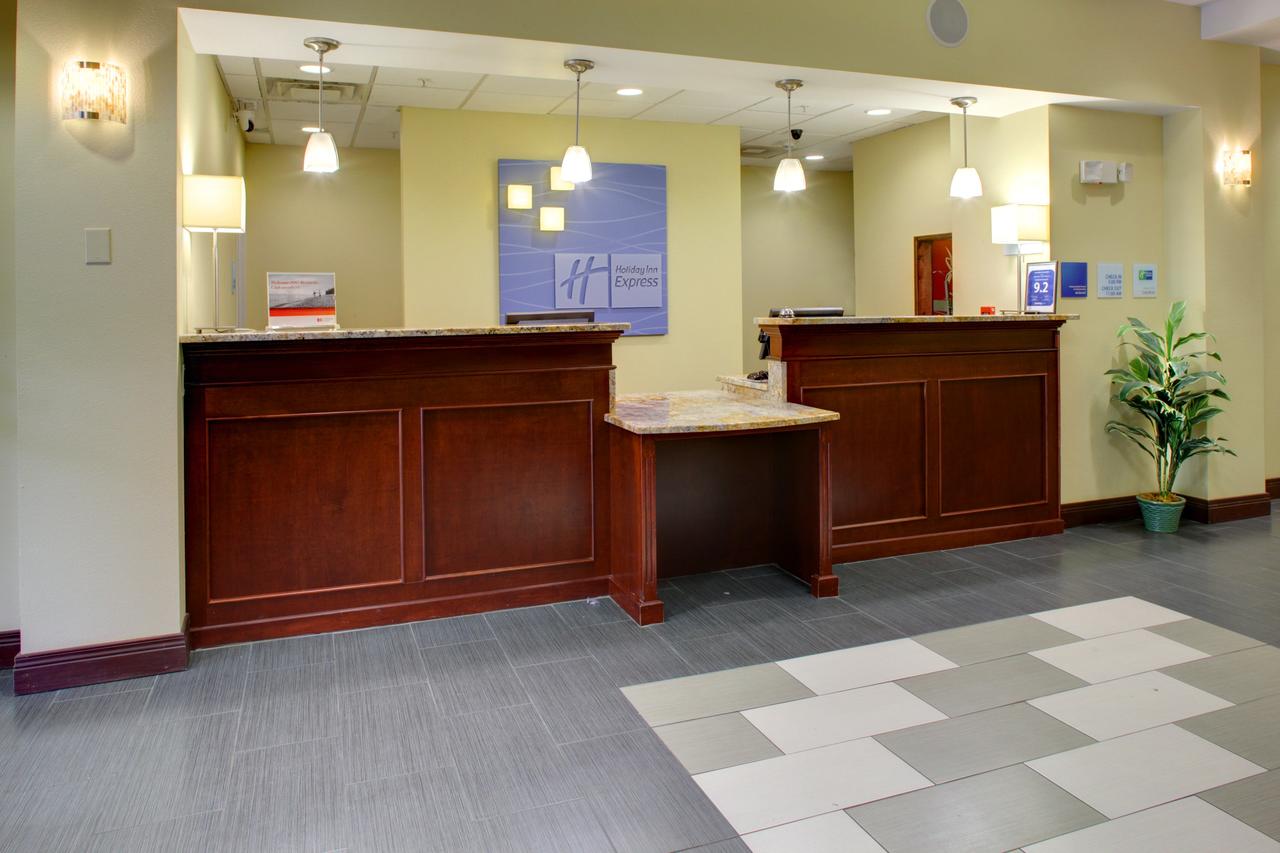 Holiday Inn Express & Suites Cross Lanes - thumb 32