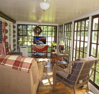 Rustic Log Cabin - Orlando Tourists