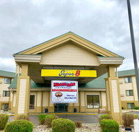 Super 8 by Wyndham Wisconsin Dells - Orlando Tourists