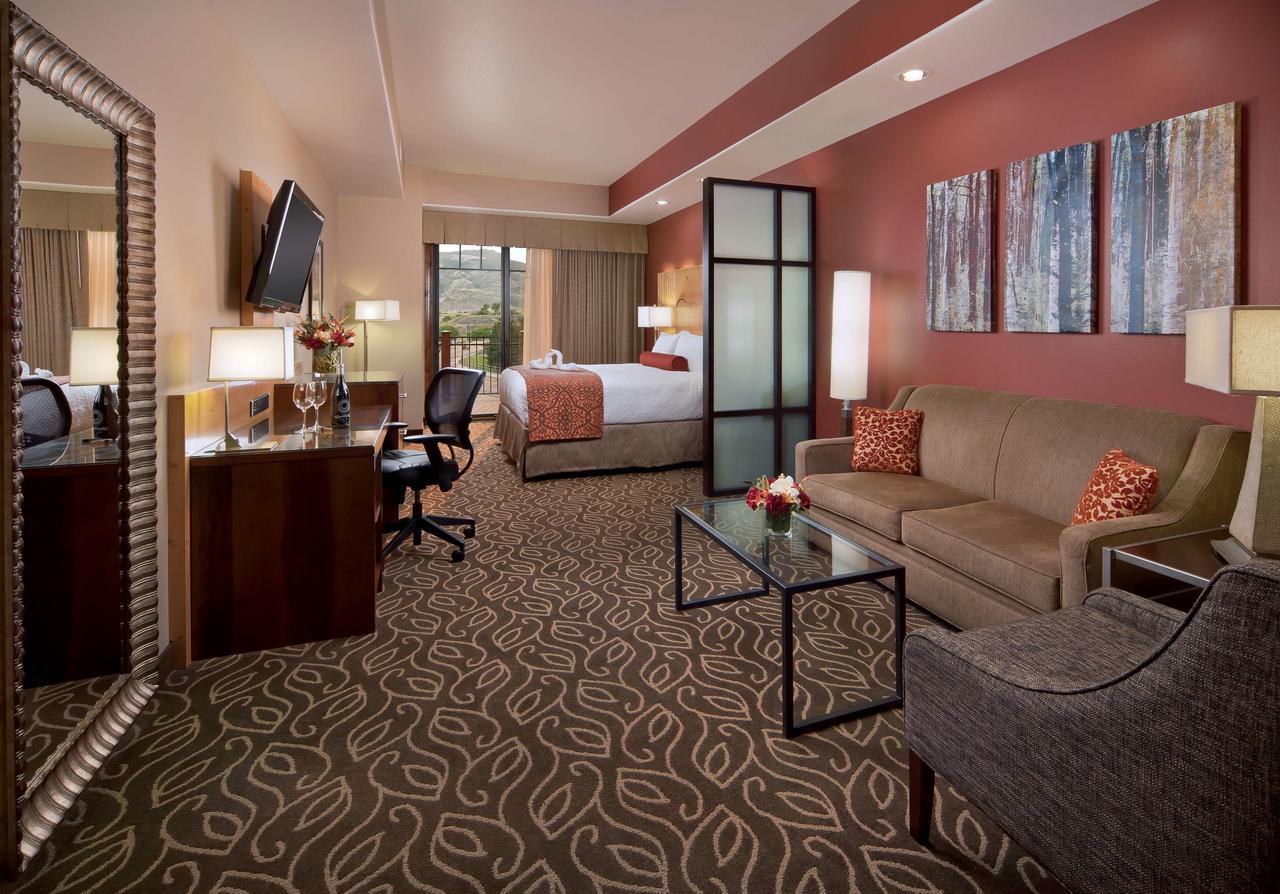 Best Western Premier Ivy Inn & Suites - thumb 40