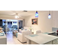 Beach Getaway in Oceanside Resort - Orlando Tourists