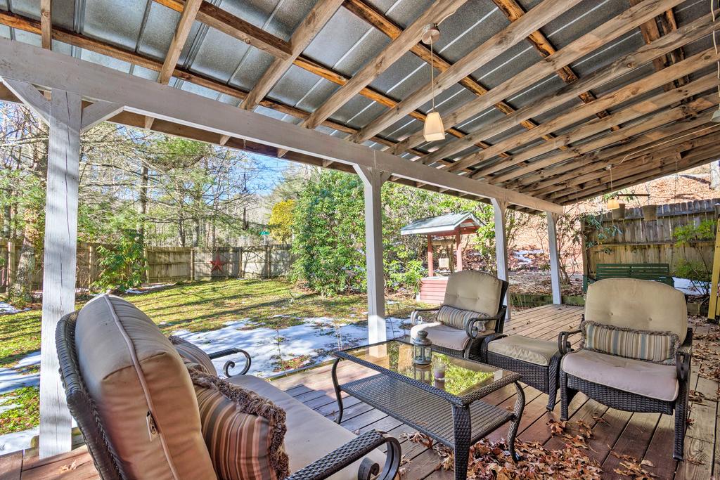 'Da Barn' Cashiers Area Cottage On Private Meadow! - thumb 1