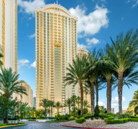  NO RESORT FEES  STRIP VIEW  MGM STUDIO-2307 Orlando Tourists