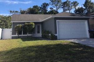 *Orlando* Centrally Located Family Size Home
