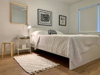 Sparkling Clean I need Vitamin Sea 1/1 Apt Orlando Tourists