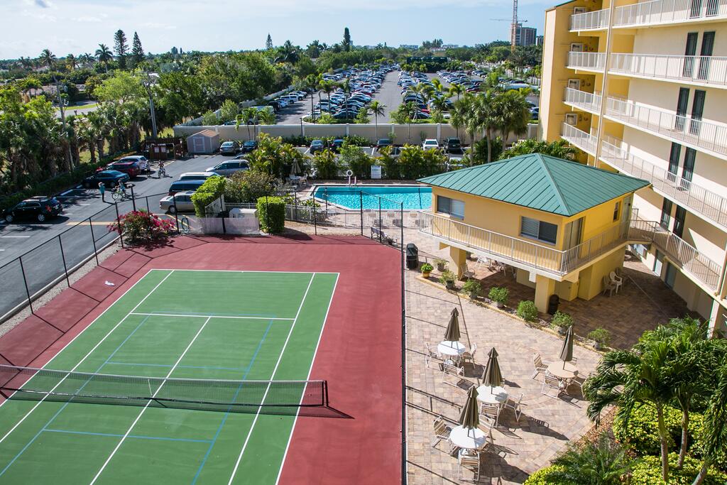 1 Bed Direct Beach Access, Close To J.W. Marriott!! - thumb 1
