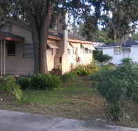 1 Cozy Bungalow and 1 Cozy Efficiency Cottage in Titusville - Orlando Tourists