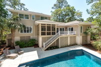 110 Governors Drive Orlando Tourists