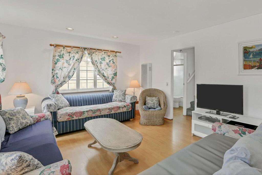 1106 Park Avenue - thumb 2