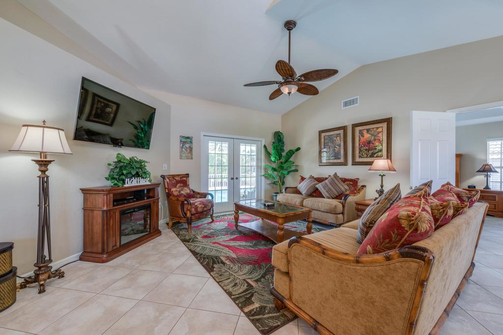 1130 Lighthouse Court - thumb 3