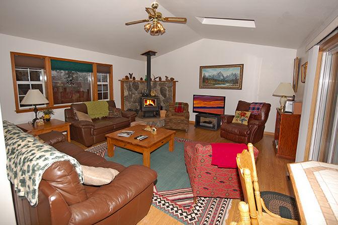 1209 Golden Bear Home - thumb 2
