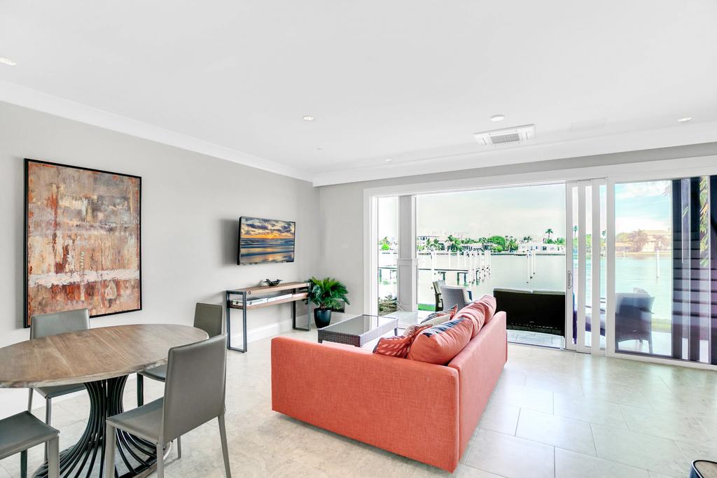 158 Brightwater Condo - thumb 3