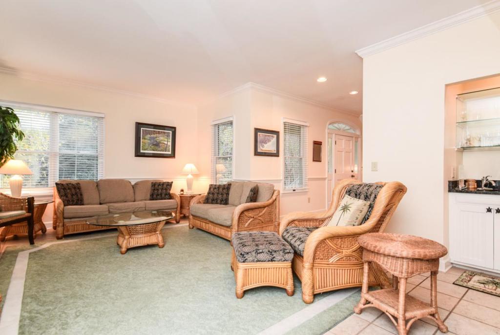 20 & 21 Ocean Green Drive - thumb 1