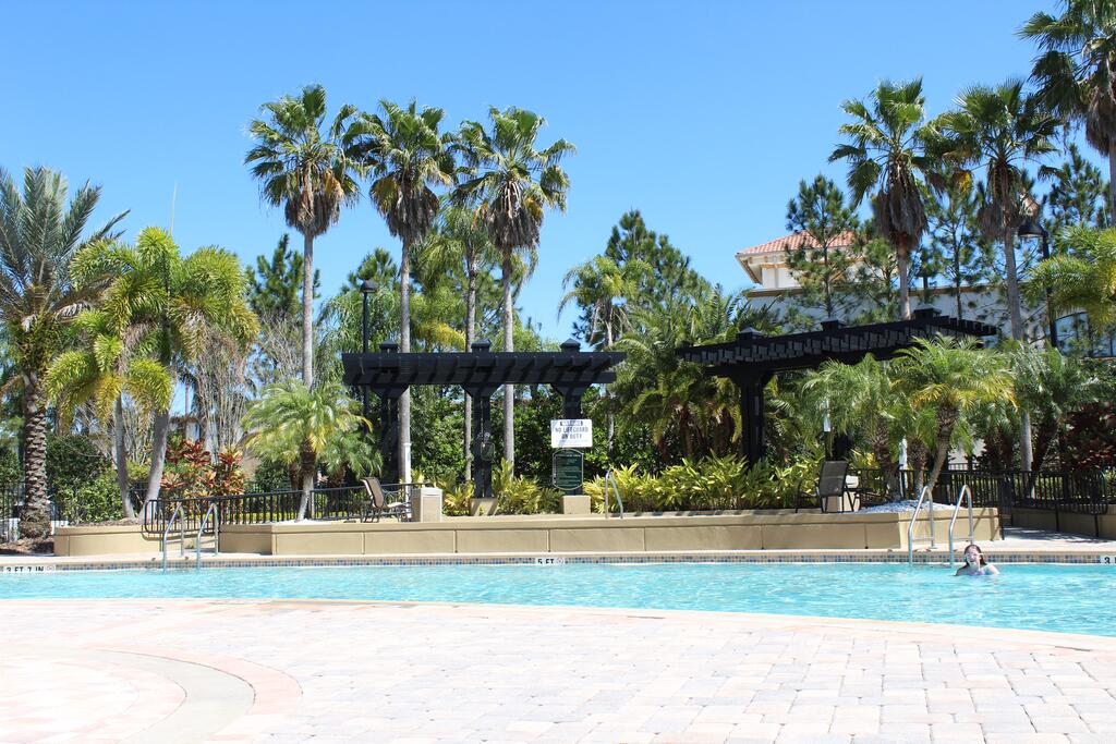 205 - Disney, Universal, Convention Center - thumb 1