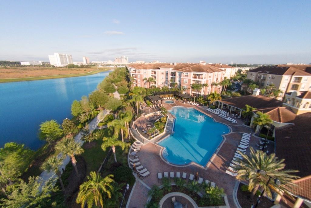 3 Bed 2 Bath Premium Lakeview L 1006 Condo - thumb 0