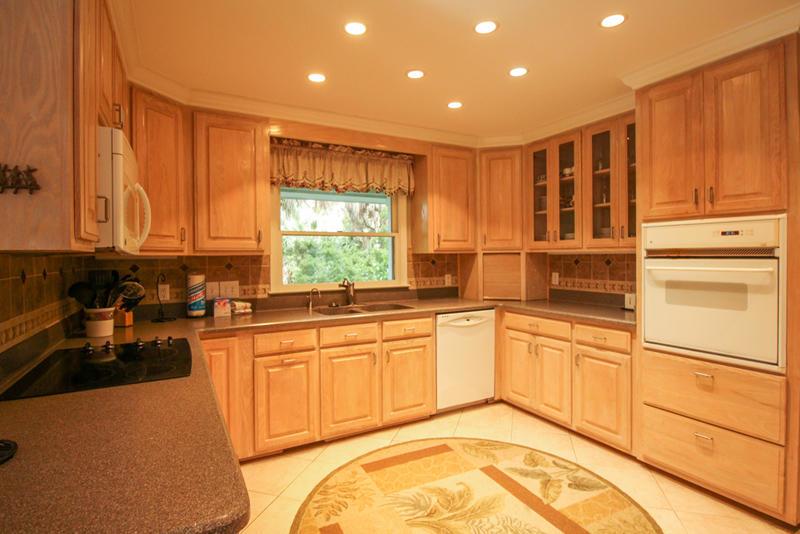 368 Wahoo - Four Bedroom House - thumb 2