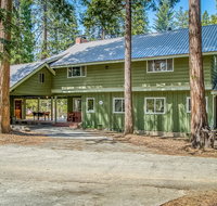 5 Bed 3 Bath Vacation home in Shaver Lake - Orlando Tourists