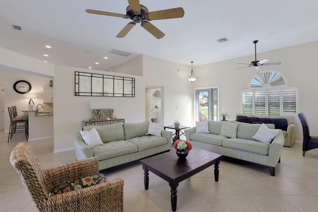 775 Hernando Drive - thumb 1