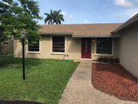 82-10SW 135AV Orlando Tourists