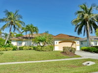 841 Seagrape Drive Orlando Tourists