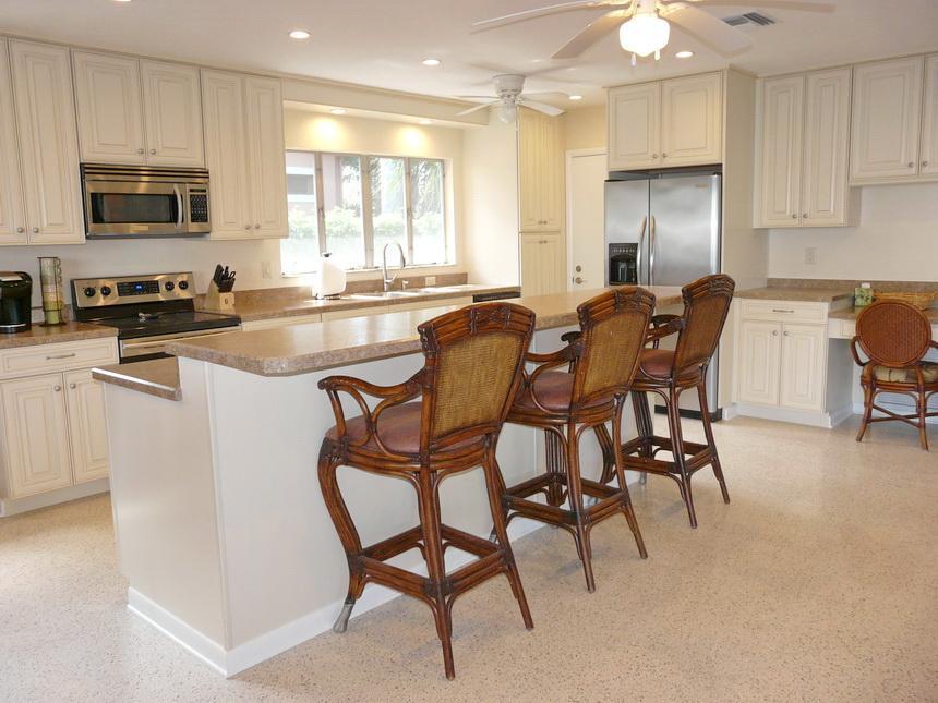 843 Buttonwood Court - thumb 1