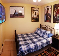 A Private Bedroom - Orlando Tourists