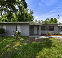 Adorable Lori - Orlando Tourists