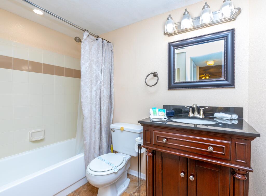 Amazing Condo 1Bdr 1Bth Near Downtown Orlando - thumb 3