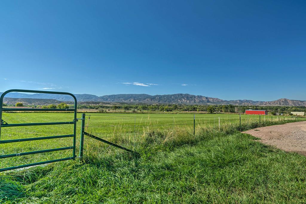 Arkansas River Valley Casita - 9-Acre Hayfield! - thumb 3