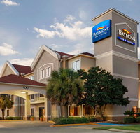 Baymont by Wyndham Clute - Orlando Tourists