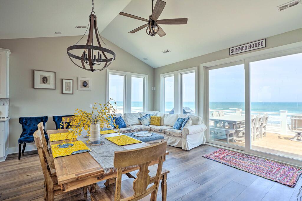 Beachfront Oasis - 2 Huge Decks, BBQ And Views! - thumb 2