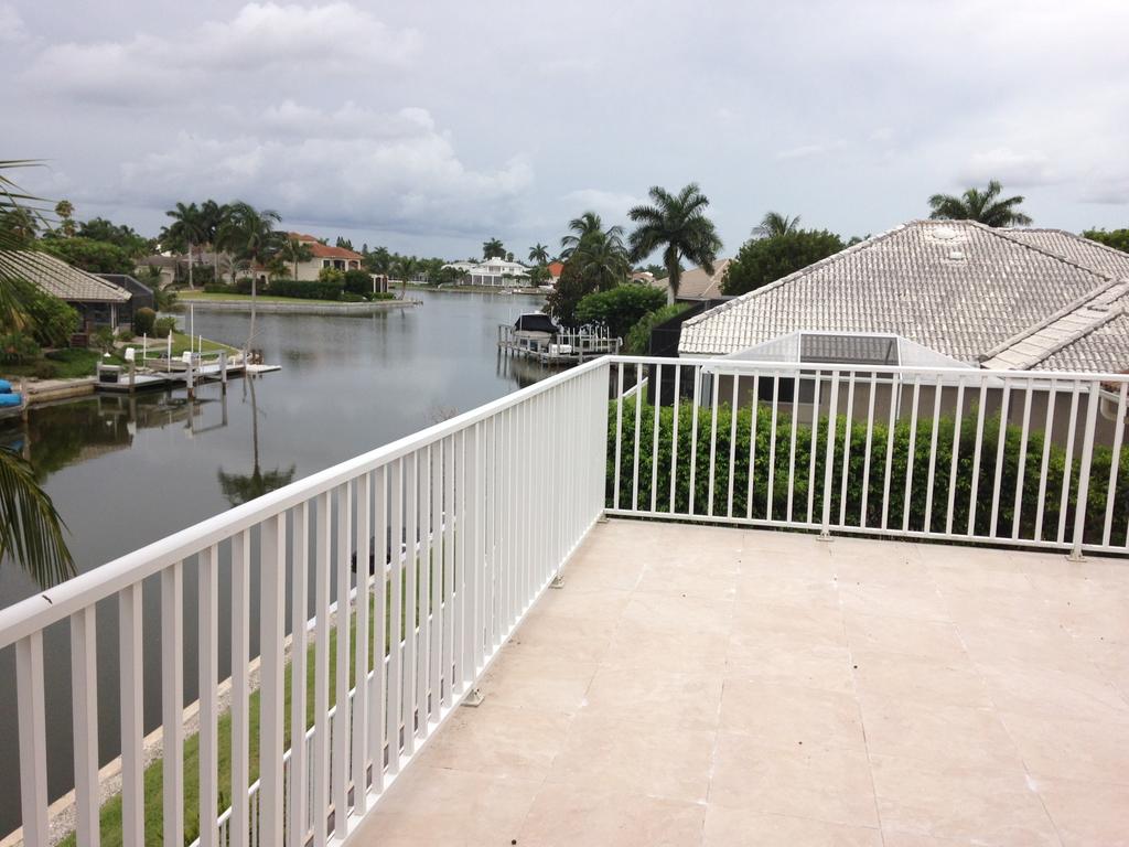 Beautiful Huge Marco Island FL Waterfront Home- GREAT For Large Families! - thumb 2