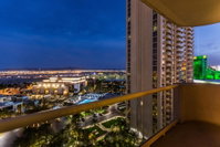 Beautiful Mountain View 1BR with Balcony- Free Valet - No Resort Fees Orlando Tourists