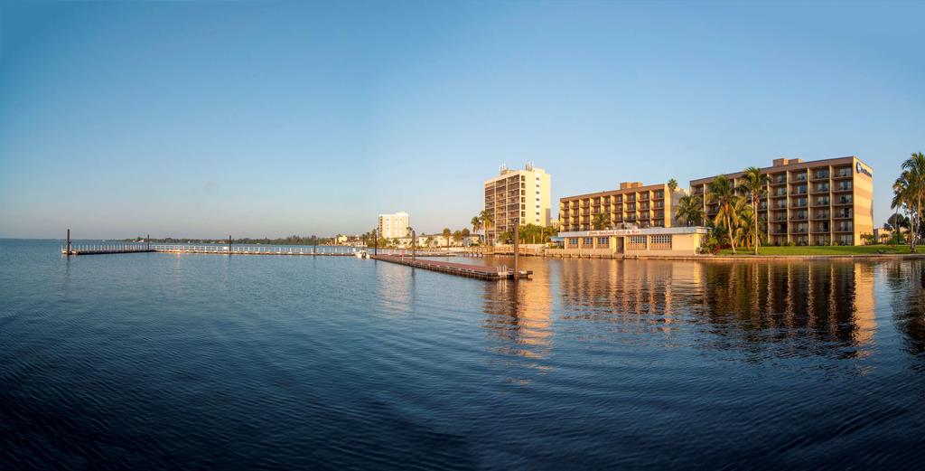 Best Western Fort Myers Waterfront - thumb 0