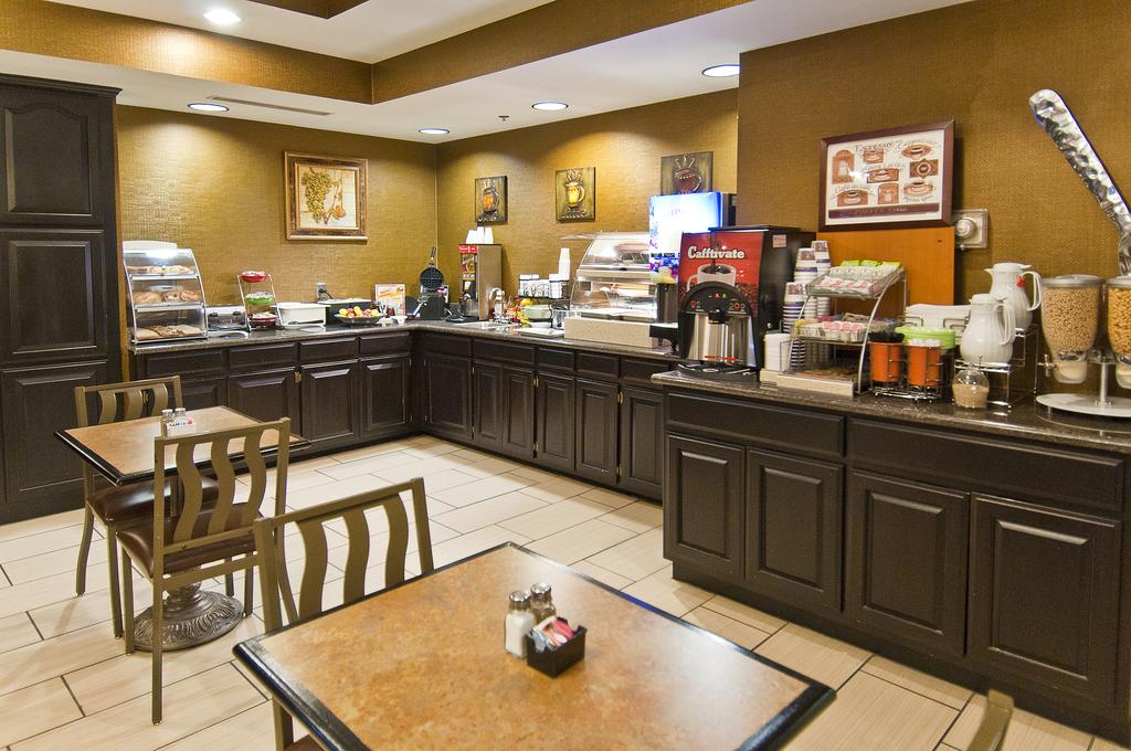 Best Western Plus Searcy Inn - thumb 2