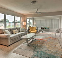 Bright Bungalow with Grill Walk to Ormond Beach - Orlando Tourists