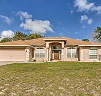 Bright Spring Hill Home - 10 Mins to Weeki Wachee - Orlando Tourists