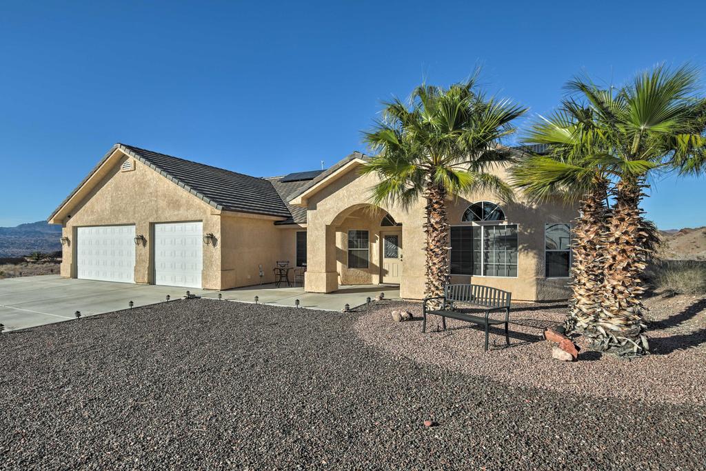 Bullhead City Home With Mtn Views, Custom Pool And Spa - thumb 0