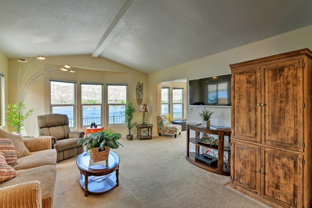 Bullhead City House With Private Dock Access! - thumb 1