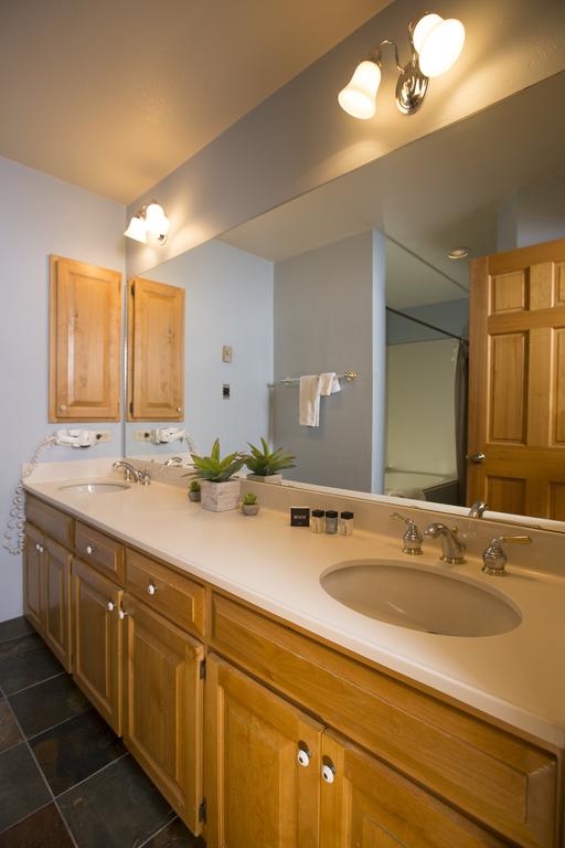 Cascade Village Nugget Studio Home - thumb 3