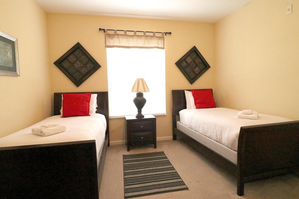 Cayview Avenue Condo #144547 - thumb 1
