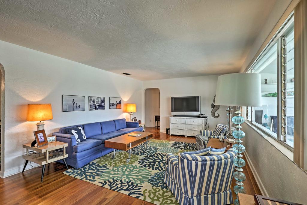 Chic Ormond Beach Cottage With Patio - Walk To Ocean - thumb 3