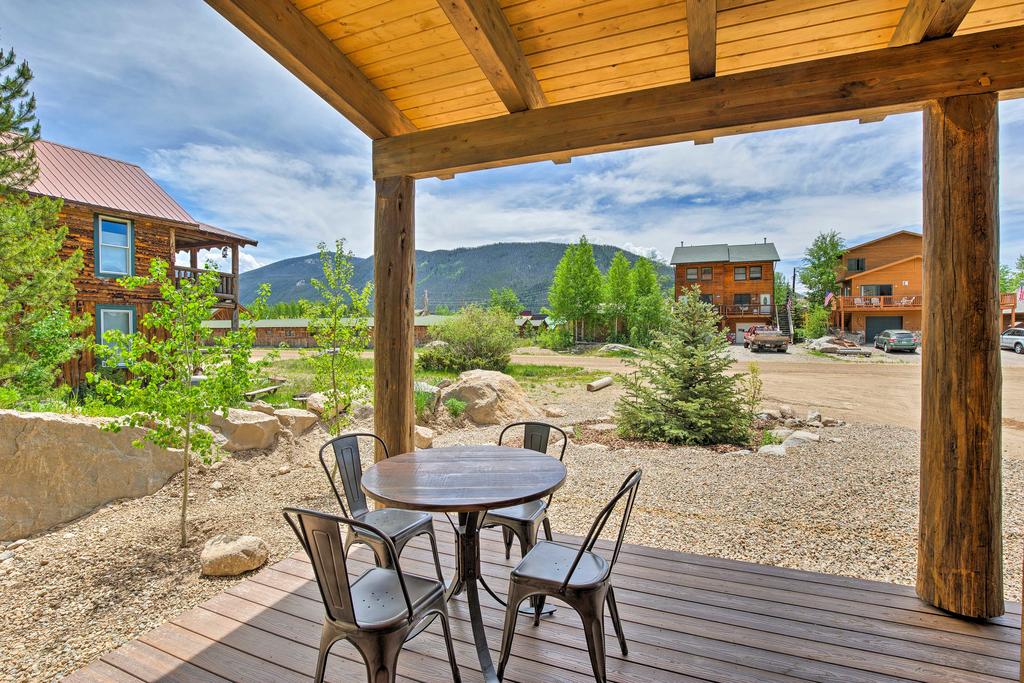 Choice Western Cabin 2 Blocks From Grand Lake! - thumb 3