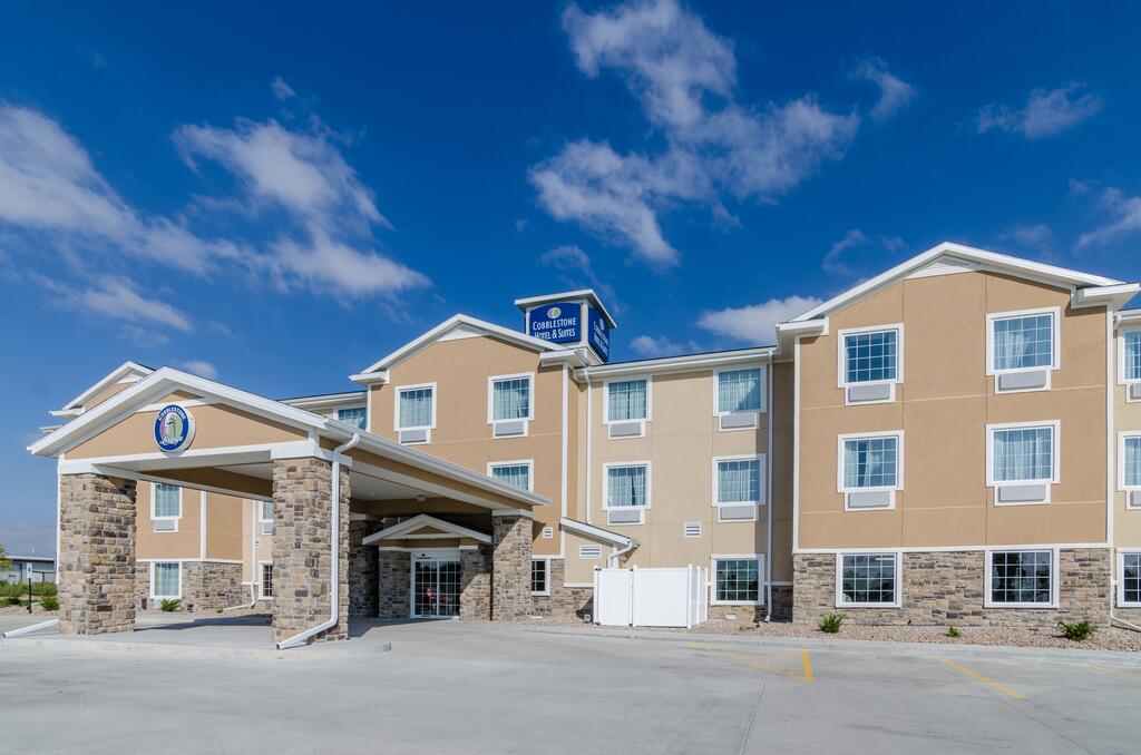 Cobblestone Hotel & Suites - Newport - thumb 0